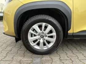 Toyota Yaris Cross (2023) thumbnail 32