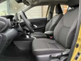 Toyota Yaris Cross (2023) thumbnail 44