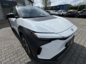 Toyota bZ4X (2026) thumbnail 46