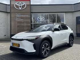 Toyota bZ4X (2026) thumbnail 7