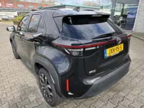 Toyota Yaris Cross (2024) thumbnail 3