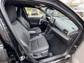 Toyota Yaris Cross (2024) thumbnail 24