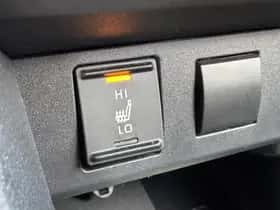 Toyota Yaris Cross (2024) thumbnail 32