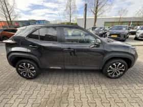 Toyota Yaris Cross (2024) thumbnail 6