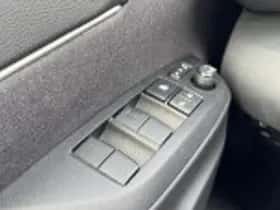 Toyota Yaris Cross (2023) thumbnail 53