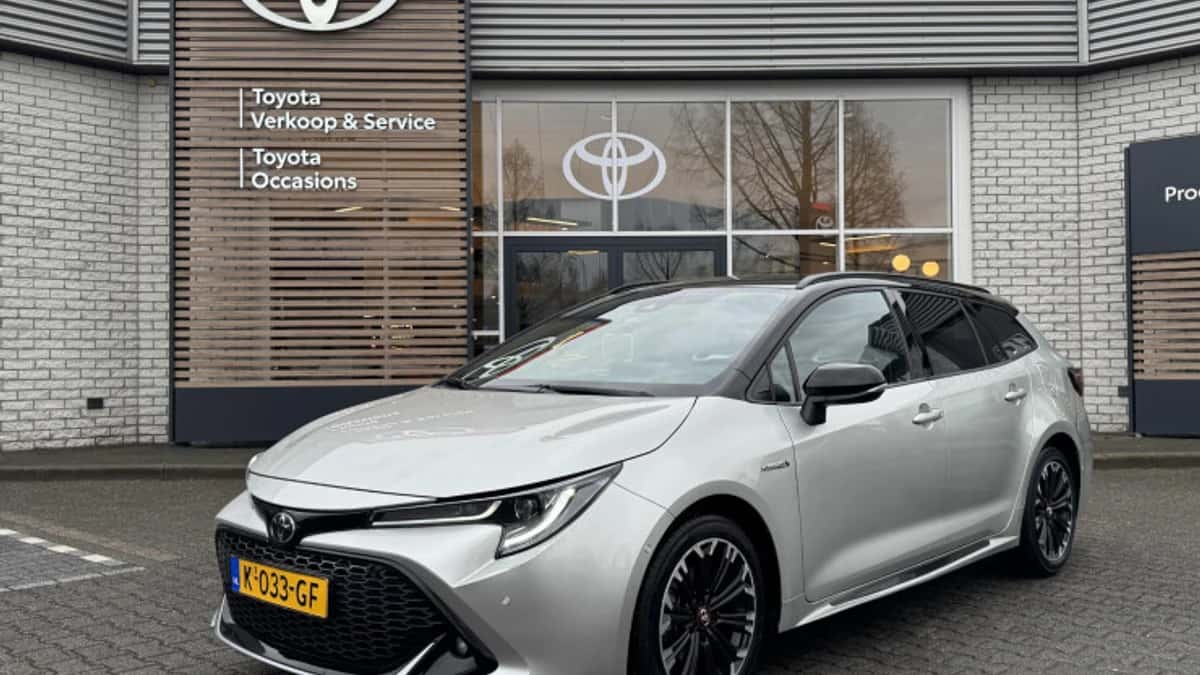 Toyota Corolla (2020) — foto 1