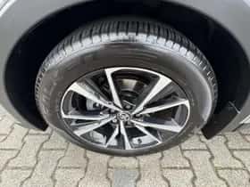 Toyota C hr (2024) thumbnail 17