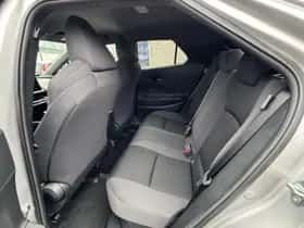 Toyota C hr (2024) thumbnail 19