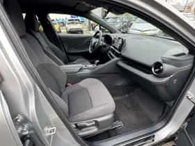 Toyota C hr (2024) thumbnail 26