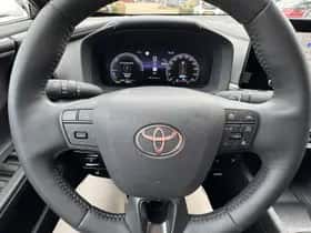Toyota C hr (2024) thumbnail 29