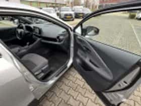 Toyota C hr (2024) thumbnail 55