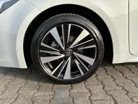 Toyota Corolla (2025) thumbnail 33