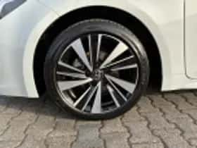 Toyota Corolla (2025) thumbnail 63