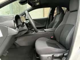Toyota C hr (2025) thumbnail 3