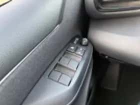 Toyota Yaris (2025) thumbnail 55