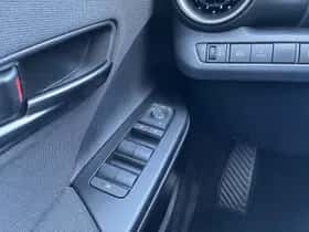 Toyota C hr (2026) thumbnail 24
