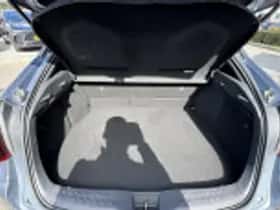 Toyota C hr (2023) thumbnail 53