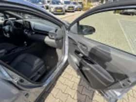 Toyota C hr (2023) thumbnail 55