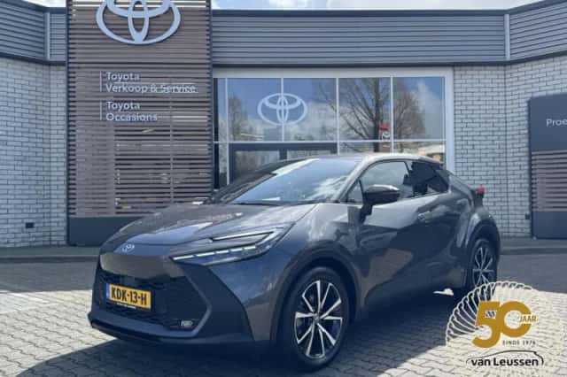 Toyota C hr (2024) thumbnail 1