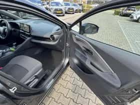 Toyota C hr (2024) thumbnail 28