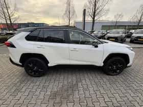 Toyota RAV4 (2022) thumbnail 14