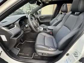 Toyota RAV4 (2022) thumbnail 15