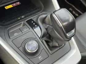 Toyota RAV4 (2022) thumbnail 37