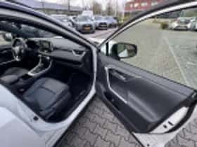 Toyota RAV4 (2022) thumbnail 63