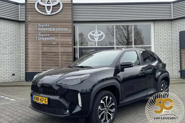 Toyota Yaris Cross (2025) thumbnail 1