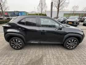 Toyota Yaris Cross (2025) thumbnail 6