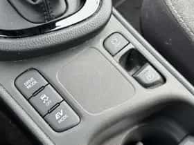 Toyota Yaris Cross (2025) thumbnail 32