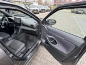 Toyota Yaris Cross (2025) thumbnail 49