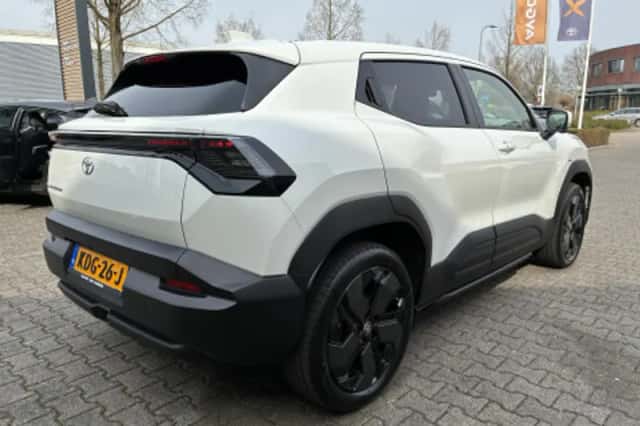 Toyota Urban cruiser (2026) thumbnail 2