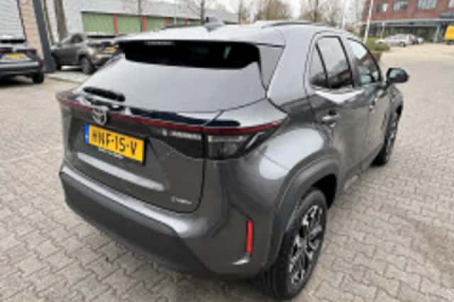 Toyota Yaris Cross (2025) thumbnail 5