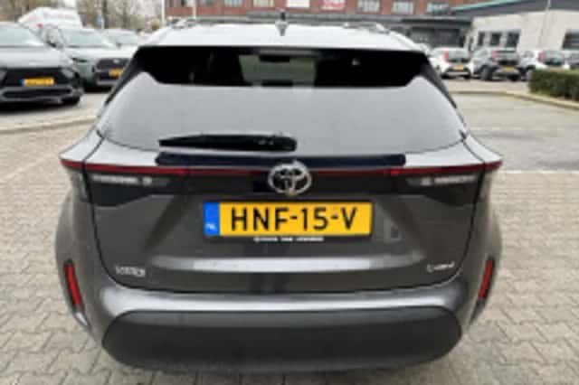 Toyota Yaris Cross (2025) thumbnail 6