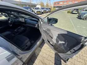 Toyota C hr (2026) thumbnail 28