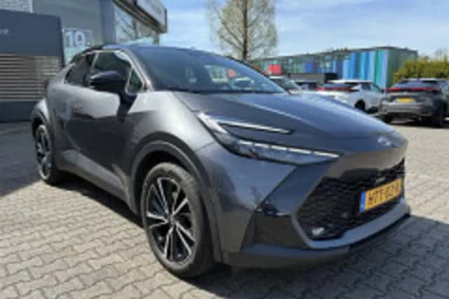 Toyota C hr (2025) thumbnail 6