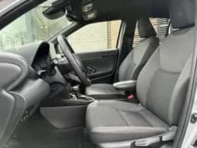 Toyota Yaris Cross (2025) thumbnail 18