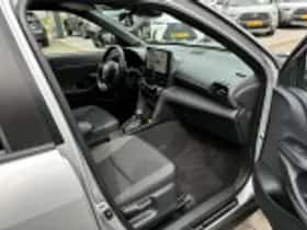 Toyota Yaris Cross (2025) thumbnail 48