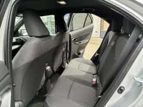 Toyota Yaris Cross (2025) thumbnail 10