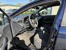 Toyota Corolla (2023) thumbnail 17