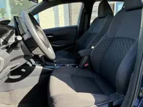 Toyota Corolla (2023) thumbnail 18