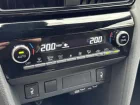 Toyota Yaris Cross (2025) thumbnail 40