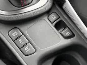 Toyota Yaris Cross (2025) thumbnail 42