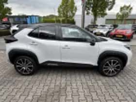 Toyota Yaris Cross (2025) thumbnail 50