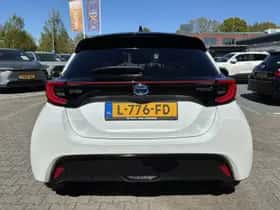 Toyota Yaris (2021) thumbnail 15