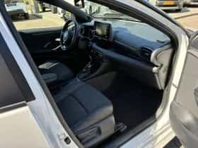 Toyota Yaris (2021) thumbnail 19