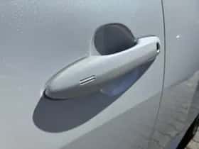 Toyota Yaris (2021) thumbnail 38