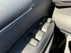Toyota Yaris (2021) thumbnail 59