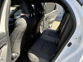 Toyota Yaris (2021) thumbnail 10